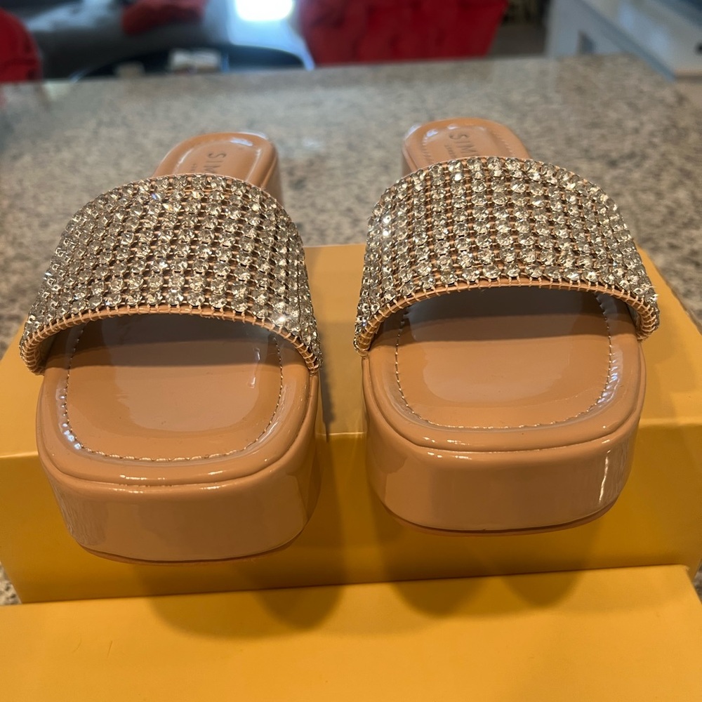 Chic Tan and Silver Women's Sandals